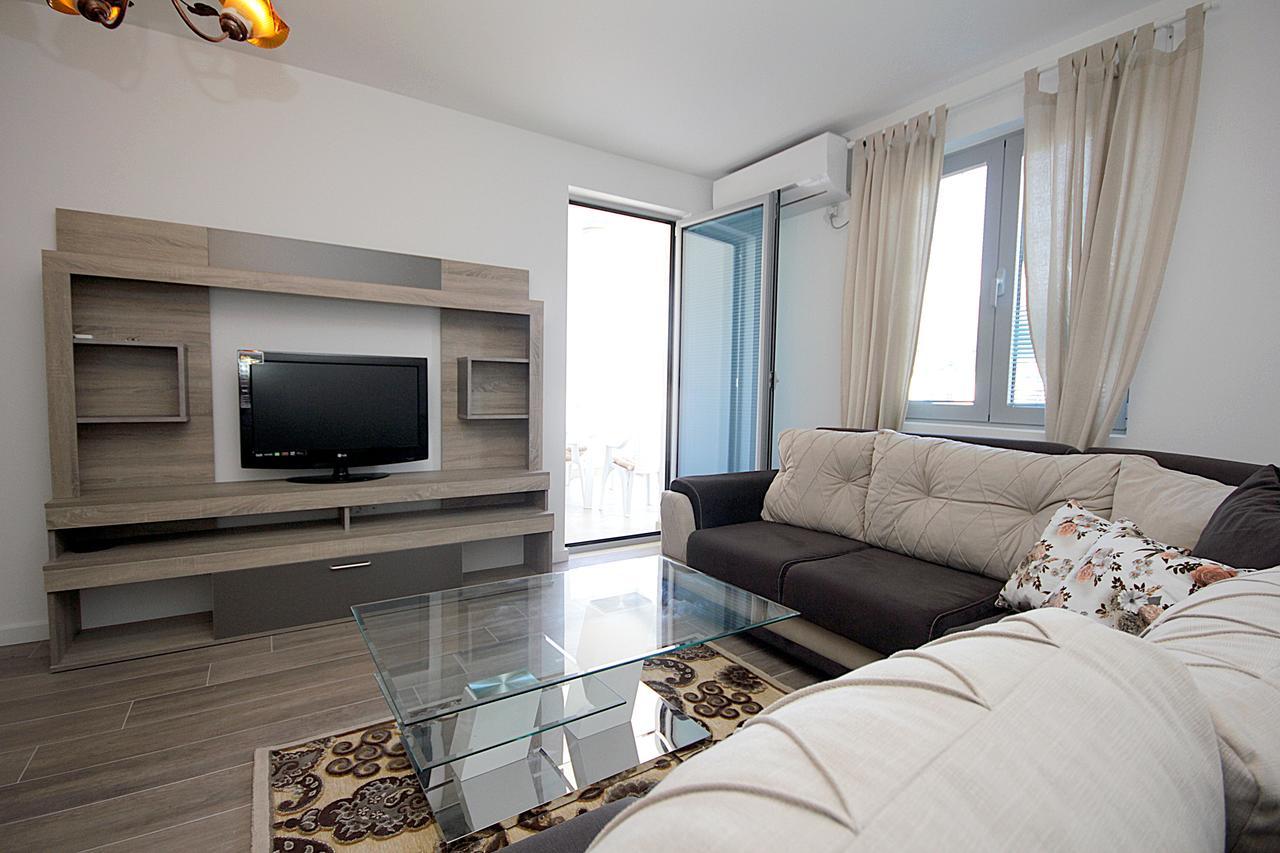Apartment Melina Dobra Voda Zewnętrze zdjęcie